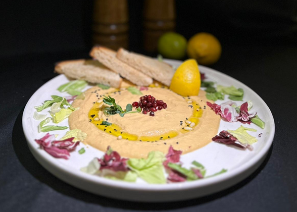 Hummus Homemade cu Mix de Semințe și Rodie